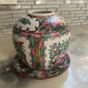YT Japanese porcelain collectible hand paint
